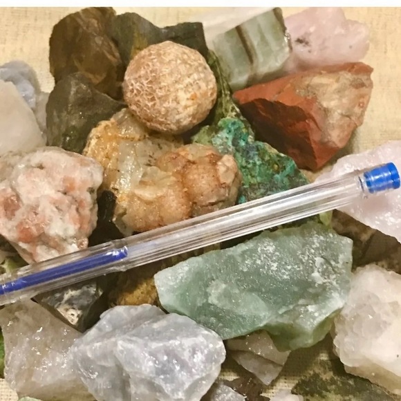 3 Pound Rough Gemstone Lot Bulk Healing Crystals - Picture 5 of 6